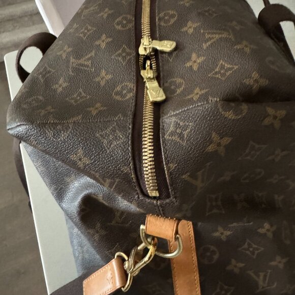 Louis Vuitton Keepall Bandoulière 50 – Monogram Canvas – Excellent Condition - Picture 13 of 16